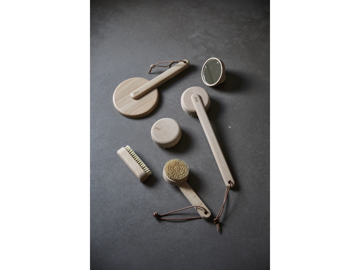 Zone Denmark Inu Make-up Spiegel 5 Zone Denmark Inu Make-up Spiegel – Bild 3